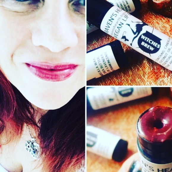 Welcome to my POSH closet! Posh Ambassador š - Picture 5 of 9